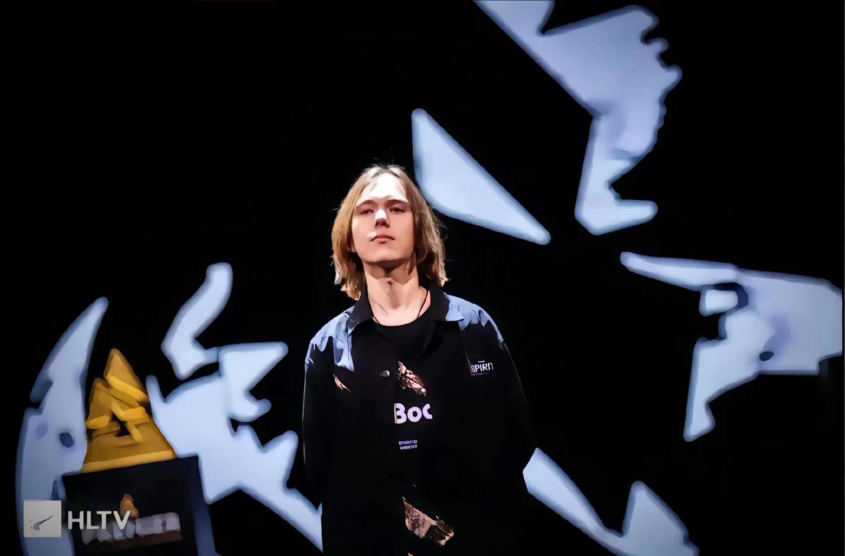 任何人的传奇结束了 Top Esports 的连胜， Oh My God 在 LPL 第二阶段2025中击败了 Ultra Prime 。